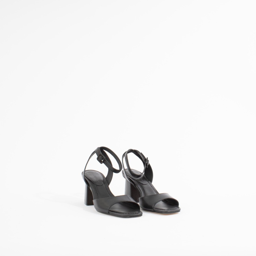 Sandals BERNARDO | Nyack | Black