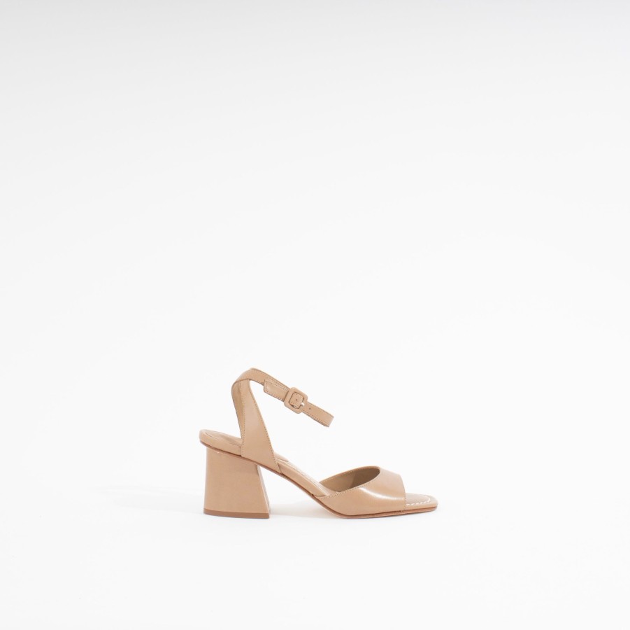 Sandals BERNARDO | Nyack | Birch