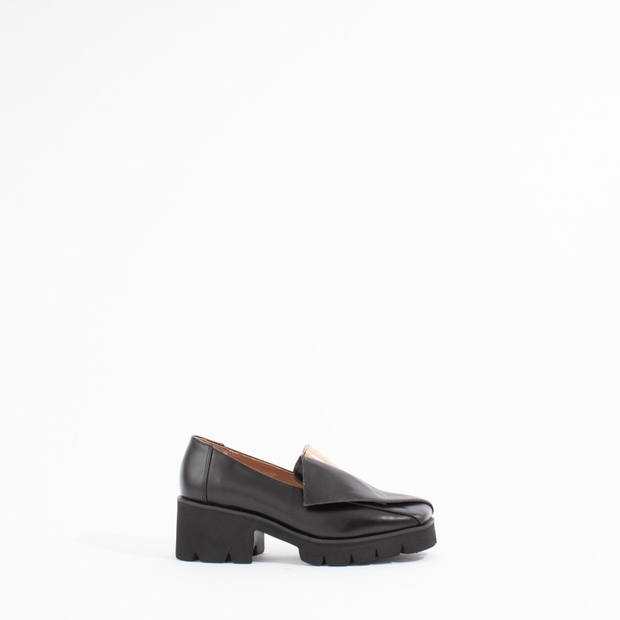 Loafers ALL BLACK | Nu Flatbow Lugg | Black