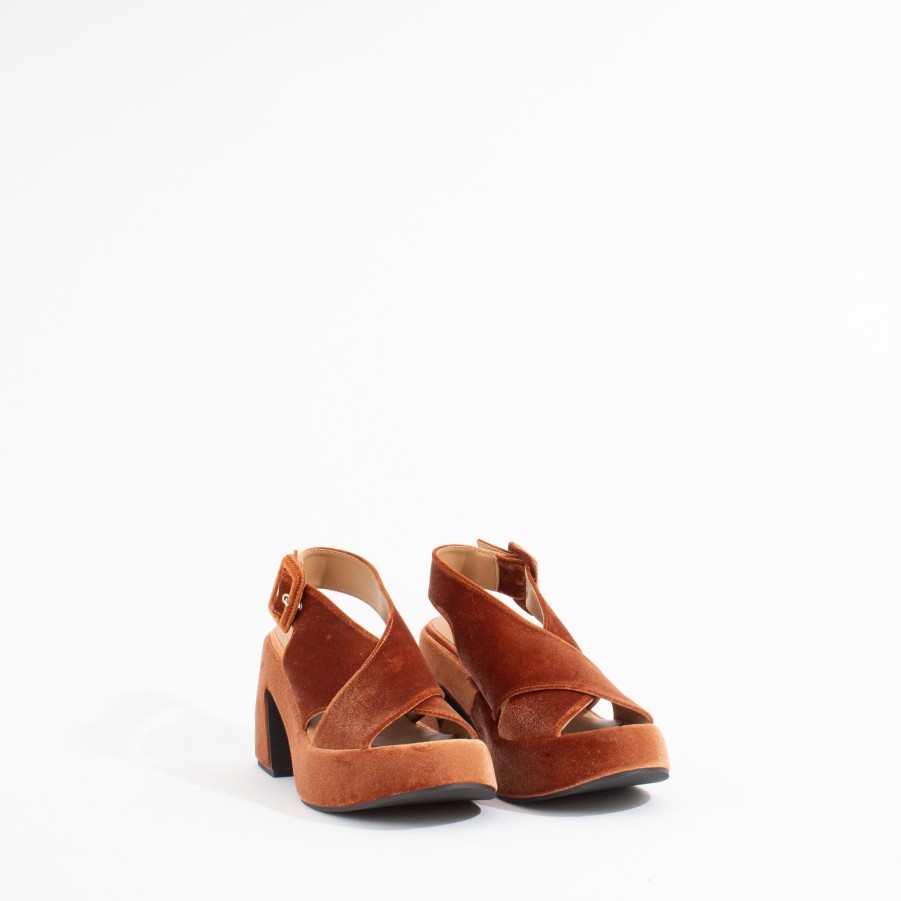 Pumps GANNI | Retro Helled Platform | Caramel Velvet