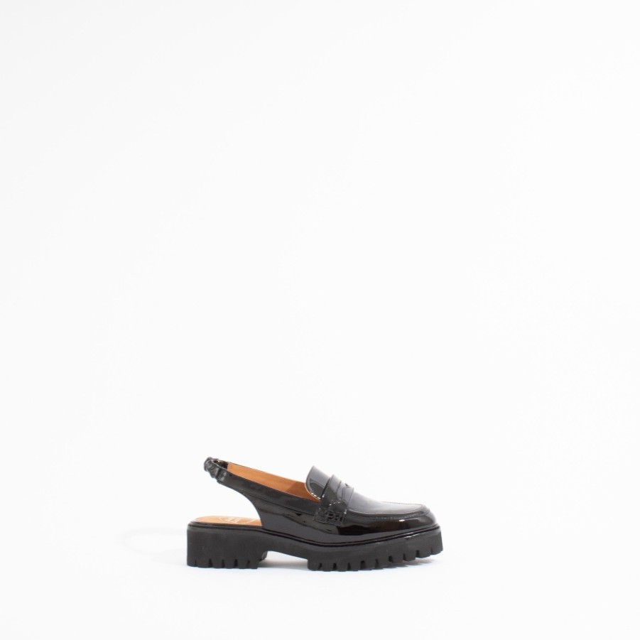 Loafers ANDRE ASSOUS | Rita | Black Patent