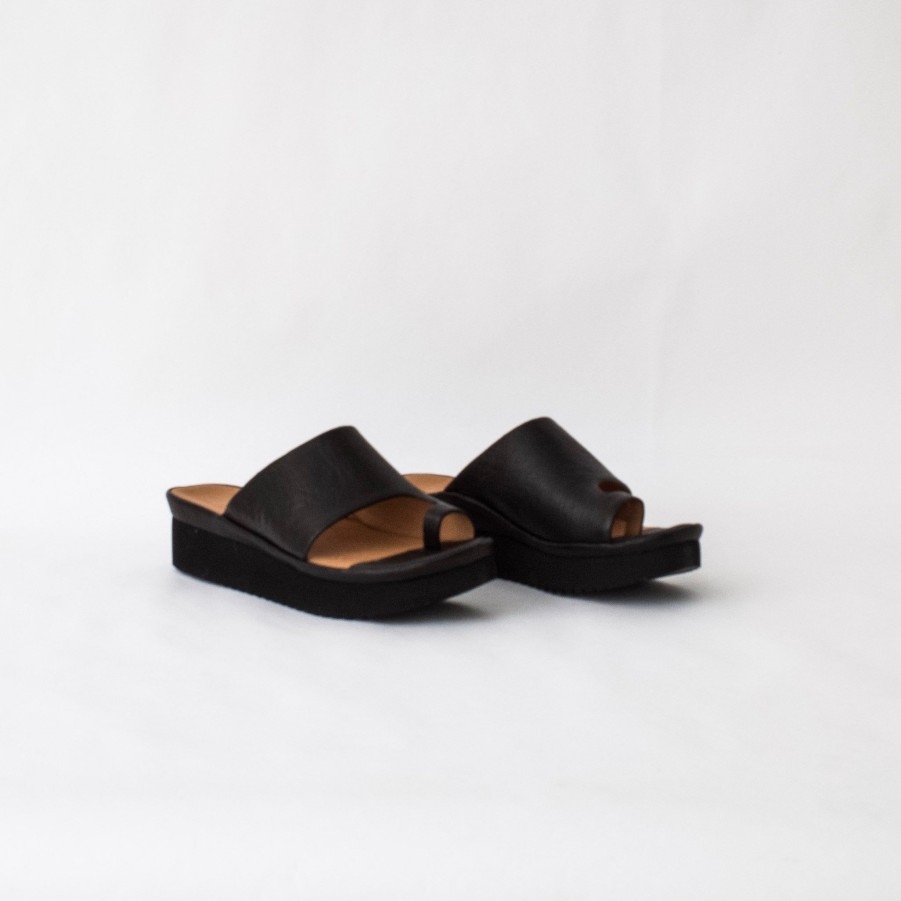 Sandals L'AMOUR DES PIEDS | Ahlina | Black