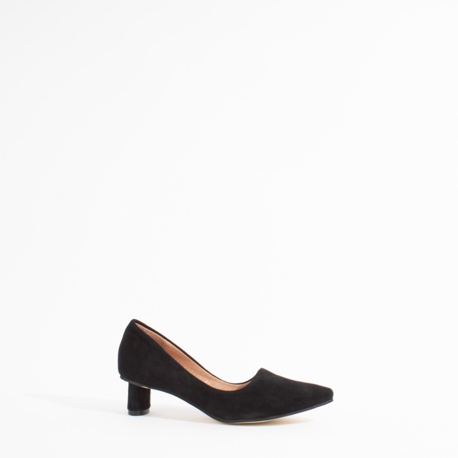 Heels ALL BLACK | Oval Kitten Pump | Black