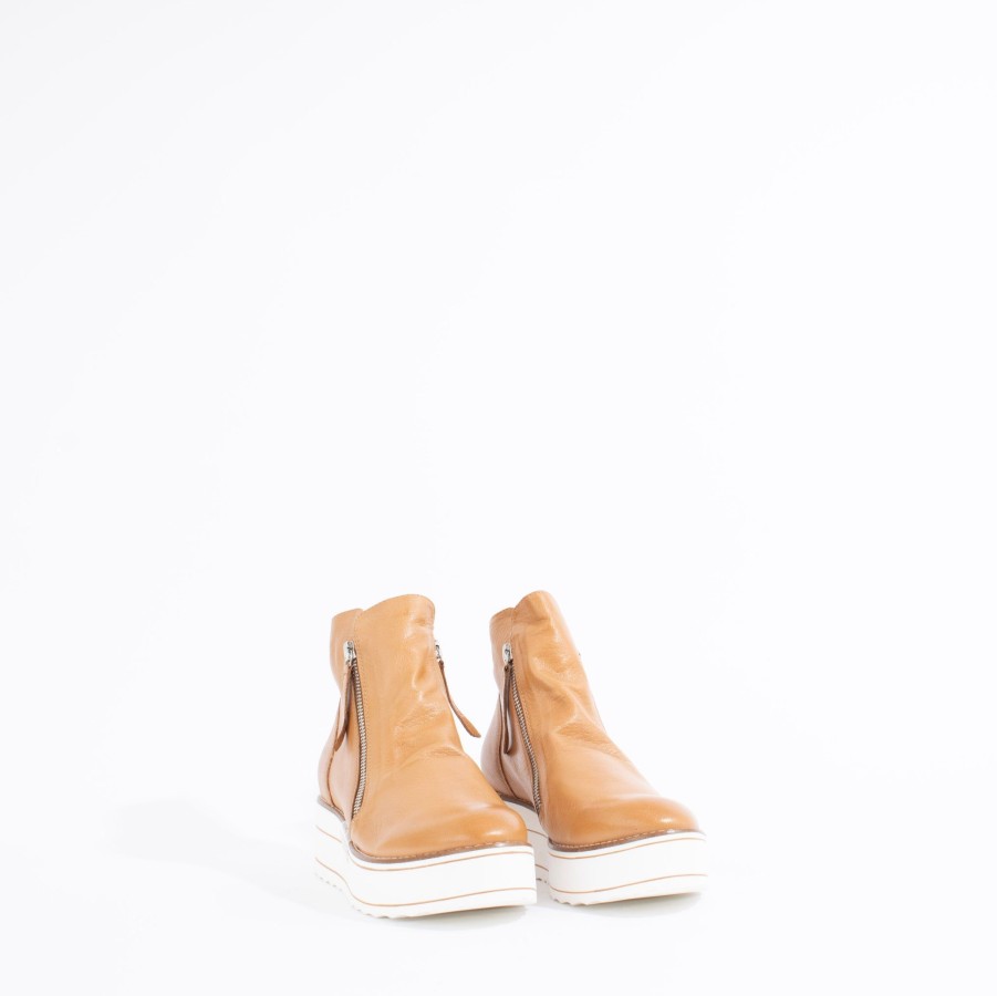 Boots & Booties SILENT D | Nene | Tan/White