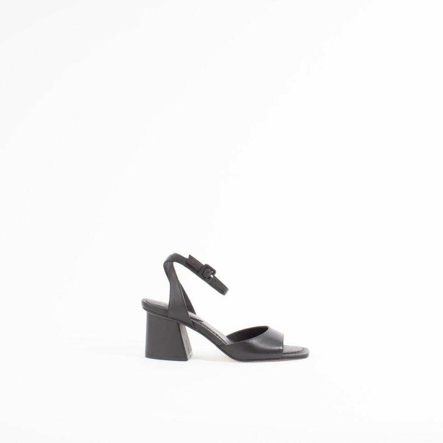 Pumps BERNARDO | Nyack | Black