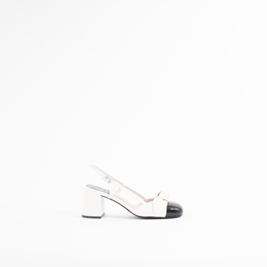 Pumps JEFFREY CAMPBELL | Baby Doll | White/ Black Pat